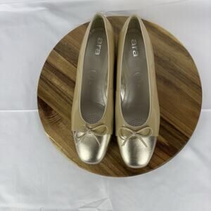Ara Women's Velour Model Ballet Flats US Shoe Size 10 In Nude Sand Gold